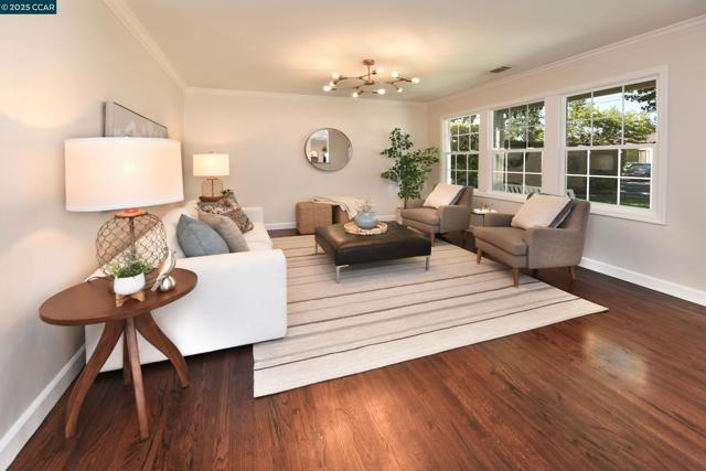 1818 Granada Dr, Concord CA: https://media.crmls.org/mediaz/b596857b-c409-4c7c-9007-f32e7b6c04b3.jpg