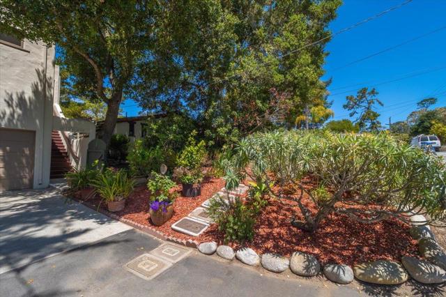 24826 Santa Fe Street, Carmel CA: https://media.crmls.org/mediaz/b5974b69-93cf-4a92-a68a-e65a4d7bda4d.jpg