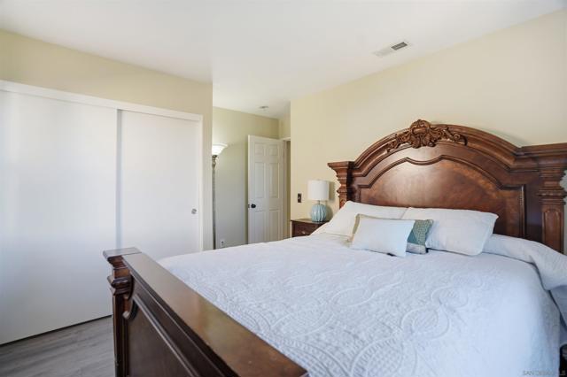 1332 Carneros Valley st, Chula Vista CA: https://media.crmls.org/mediaz/b5976b11-72ad-4a6d-8e39-77d177e871af.jpg