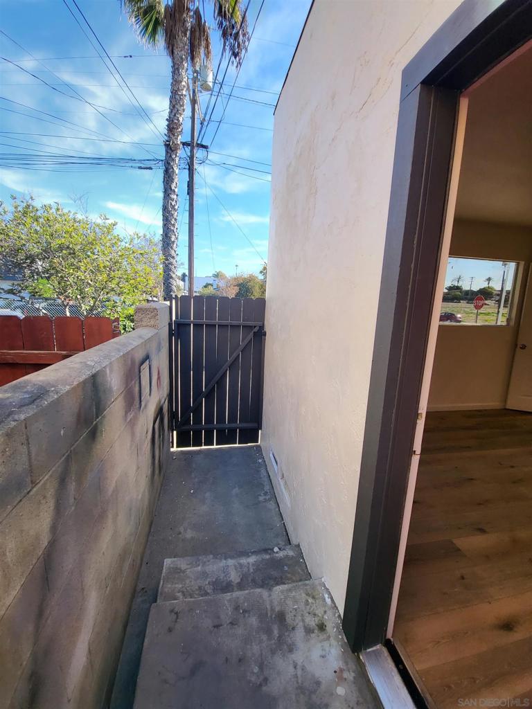 MLS #250032799SD image #34