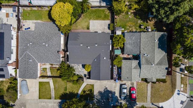 2311 W Hedding Street, San Jose CA: https://media.crmls.org/mediaz/b597ecca-abdc-4450-b9e7-4d62b46207b3.jpg