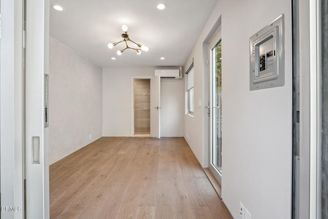 Detail Gallery Image 38 of 41 For 329 Westbourne Dr, West Hollywood,  CA 90048 - 2 Beds | 3 Baths