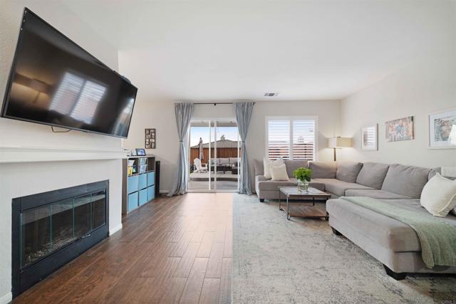 Detail Gallery Image 10 of 30 For 1717 Bramblewood St, Chula Vista,  CA 91913 - 3 Beds | 2/1 Baths