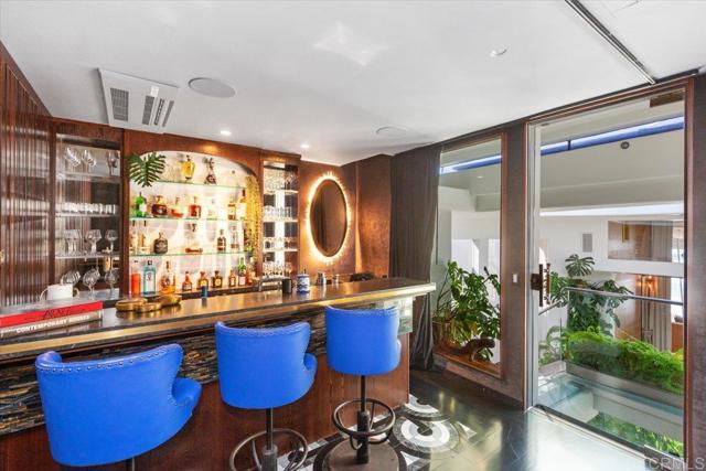 Detail Gallery Image 42 of 57 For 3709 Ocean Front Walk, San Diego,  CA 92109 - 3 Beds | 3/1 Baths