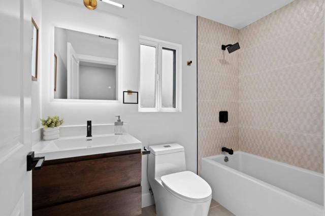 Image 22 of 32 For 727 Crompton Road