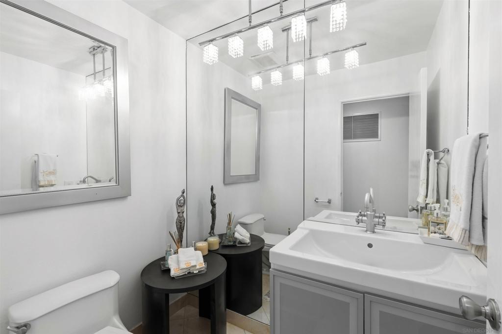 https://media.crmls.org/mediaz/b59b54ca-b84c-473a-9b33-8d1296df5558.jpg?preset=X-Large