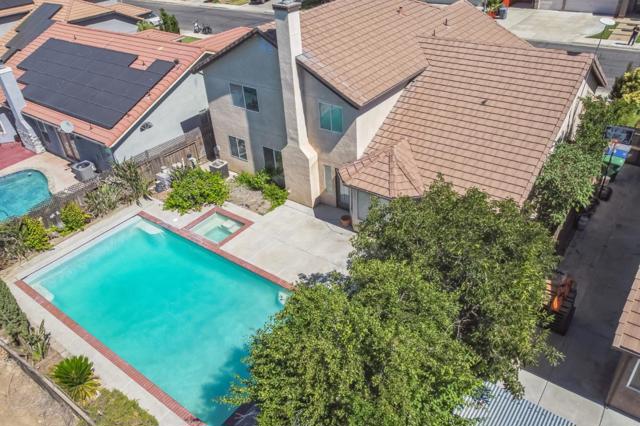 859 Sandra Street, Los Banos CA: https://media.crmls.org/mediaz/b59b6682-dac2-47ae-add4-d464017b01e8.jpg