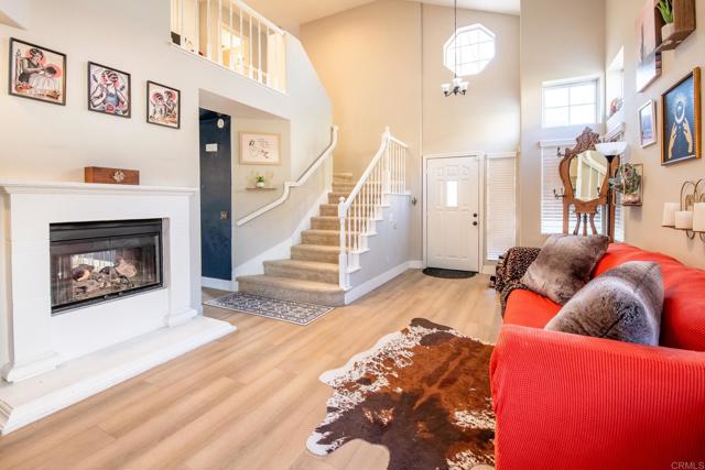40112 Adian Court, Temecula CA: https://media.crmls.org/mediaz/b59d1e01-1a5b-4af8-9d51-c26cb855af0d.jpg