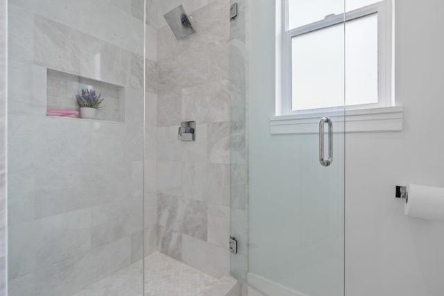 3807 Madrone Avenue, Oakland CA: https://media.crmls.org/mediaz/b59d51c1-cb21-4c6e-ab87-85e9ec3f4f33.jpg