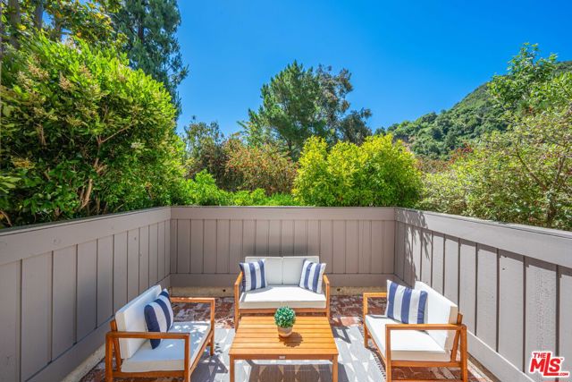 Drew Fenton | 1289 Palisades Drive Pacific Palisades CA | MLS: 6695889