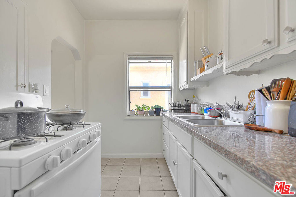 MLS #25616885 image #23