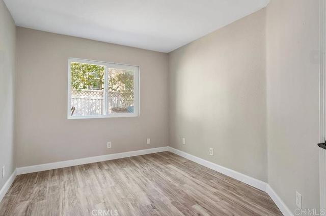 42944 Calle Reva, Temecula CA: https://media.crmls.org/mediaz/b5a0052a-2b21-4b0f-abf3-4f55b1b8c35b.jpg