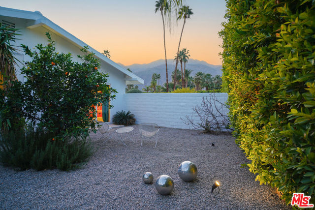 2235 E Paseo Gracia, Palm Springs CA: https://media.crmls.org/mediaz/b5a0f720-d3a9-4794-ac68-b52f2b0b5dd3.jpg