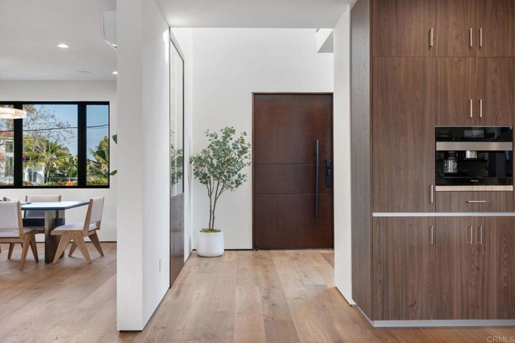 5610 Bellevue Avenue - photo 14