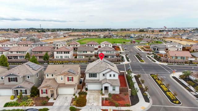 15954 Testarossa Street, Lathrop CA: https://media.crmls.org/mediaz/b5a2c819-aa13-4fcd-92a5-eb126596a552.jpg