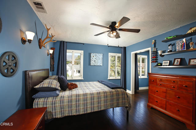 Detail Gallery Image 14 of 28 For 500 Eldora Rd, Pasadena,  CA 91104 - 4 Beds | 2/1 Baths