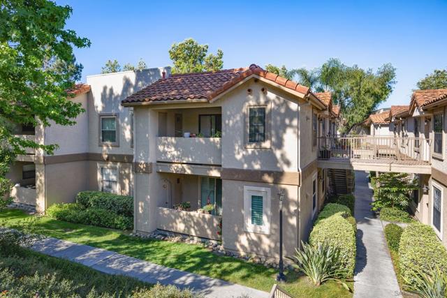10309 Azuaga St, San Diego CA: https://media.crmls.org/mediaz/b5a4bedc-a678-4706-b992-b03f954177a2.jpg