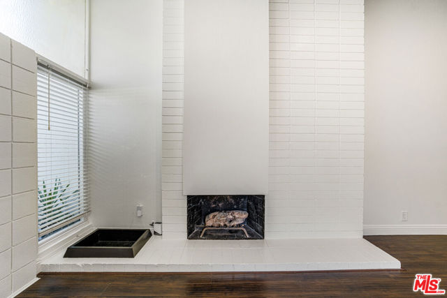 416 Bolero Way, Newport Beach CA: https://media.crmls.org/mediaz/b5a4e0e0-8f22-40d4-ac14-81f227ffc382.jpg