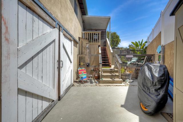 Detail Gallery Image 14 of 34 For 1080 Buena Pl, Carlsbad,  CA 92008 - – Beds | – Baths