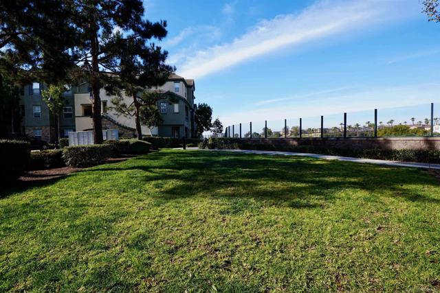 1885 Rennes Pl, Chula Vista, California 91913, 2 Bedrooms Bedrooms, ,2 BathroomsBathrooms,Condominium,For Sale,Rennes Pl,250019659SD