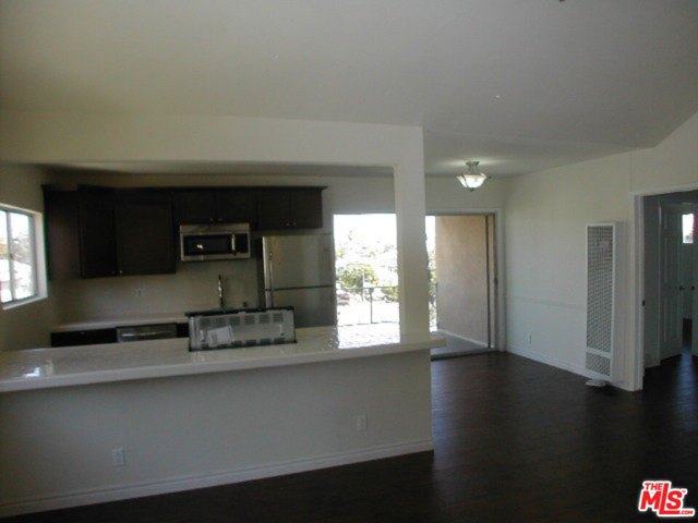 Image 3 for 1326 S Ridgeley Dr, Los Angeles, CA 90019