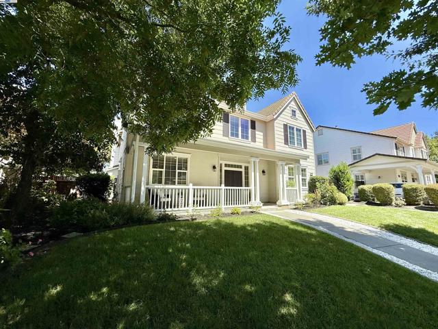5825 Dresslar Cir, Livermore CA: https://media.crmls.org/mediaz/b5a8a51d-0dd4-4b3d-8170-56a612c1f578.jpg