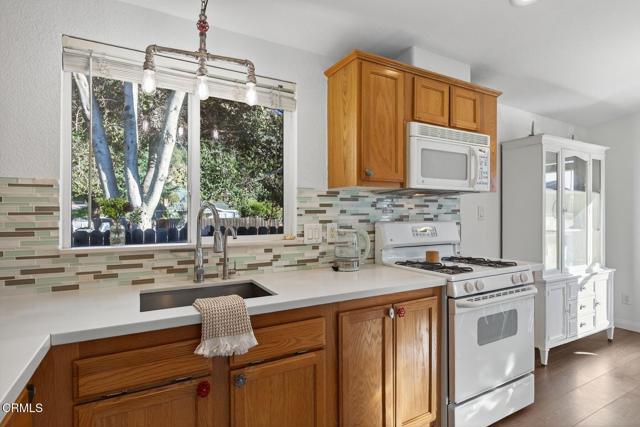 Detail Gallery Image 8 of 41 For 9097 N Ventura Ave #1,  Ventura,  CA 93001 - 2 Beds | 2 Baths