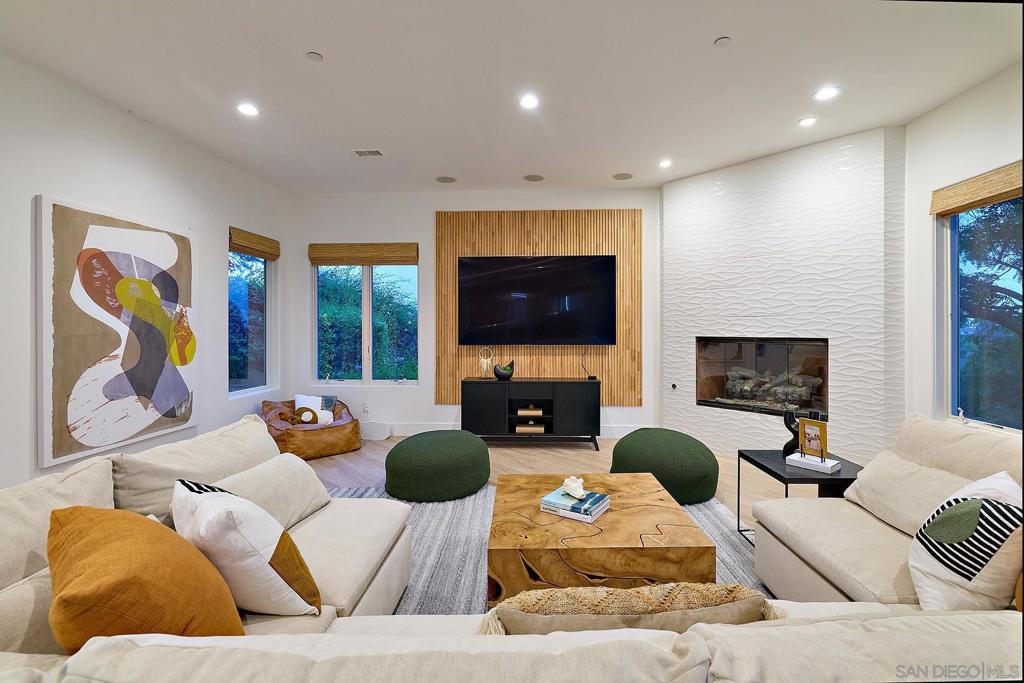 B5A9D1De E218 4Aef 9Ea8 3F3Bb2Fcb64E 1749 Noma Lane, Encinitas, Ca 92024 &Lt;Span Style='BackgroundColor:transparent;Padding:0Px;'&Gt; &Lt;Small&Gt; &Lt;I&Gt; &Lt;/I&Gt; &Lt;/Small&Gt;&Lt;/Span&Gt;