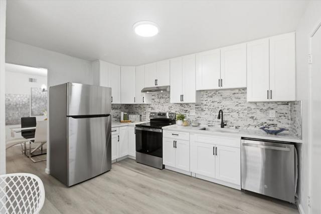 576 Mekler Drive, San Jose CA: https://media.crmls.org/mediaz/b5a9fe27-9223-41bf-b2e1-33cf1232961f.jpg