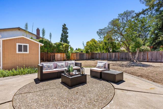 14510 Blossom Hill Road, Los Gatos CA: https://media.crmls.org/mediaz/b5ab6f9b-02ac-4fdb-a8b1-f95fa71e796b.jpg
