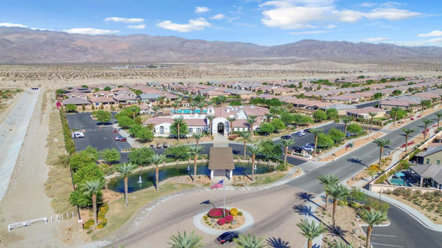 85536 Brovello Drive, Indio CA: https://media.crmls.org/mediaz/b5ad5fe2-5770-4cf1-9e1c-0c51da7dd872.jpg