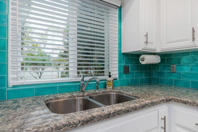 Detail Gallery Image 8 of 36 For 1037 Glenmere Rd, Vista,  CA 92084 - 3 Beds | 2 Baths