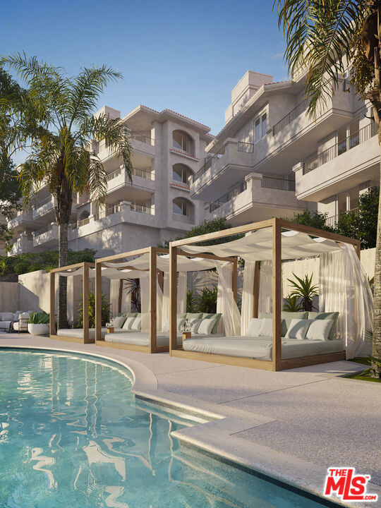 6487 Cavalleri Road, Malibu CA: https://media.crmls.org/mediaz/b5ae3fe3-d367-4f48-adcf-b6030f8b8a7a.jpg