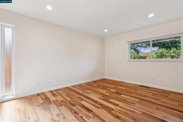 3803 Quail Ridge Road, Lafayette CA: https://media.crmls.org/mediaz/b5b01f00-eff3-46f5-b0a3-afa2a0b3f086.jpg