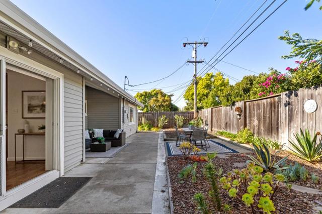 3257 Llano Street, San Mateo CA: https://media.crmls.org/mediaz/b5b166a4-f7ee-4718-bd06-c204f5896761.jpg