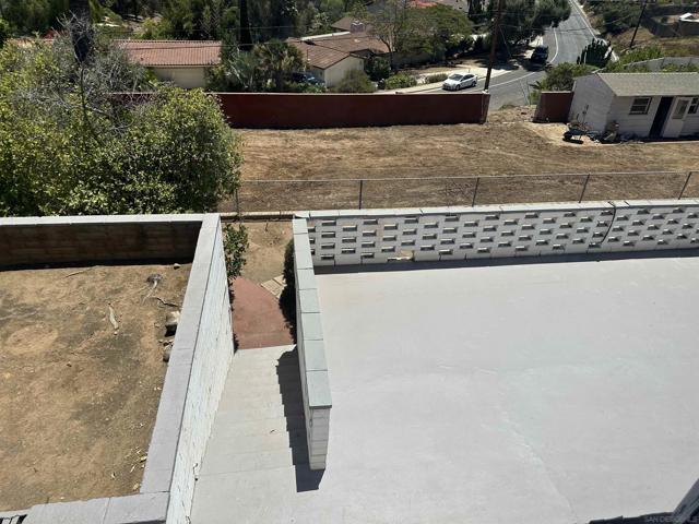 874 Hacienda Drive, El Cajon CA: https://media.crmls.org/mediaz/b5b16eb4-1148-4dfe-8889-07c0544d4570.jpg