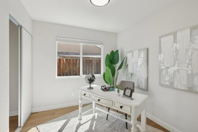 1720 Pine Hollow Circle, San Jose CA: https://media.crmls.org/mediaz/b5b2831a-b5cf-4082-a6d4-bf618b3b9c6c.jpg