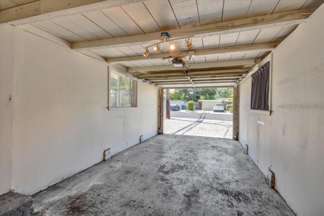 18725 Tilson Avenue, Cupertino CA: https://media.crmls.org/mediaz/b5b2cf87-6742-4909-85f2-63767d9bc617.jpg