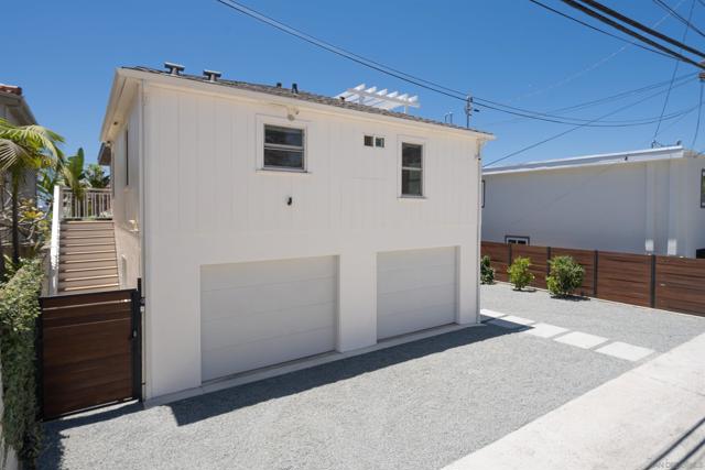 Image 42 of 47 For 3715 Riviera Dr