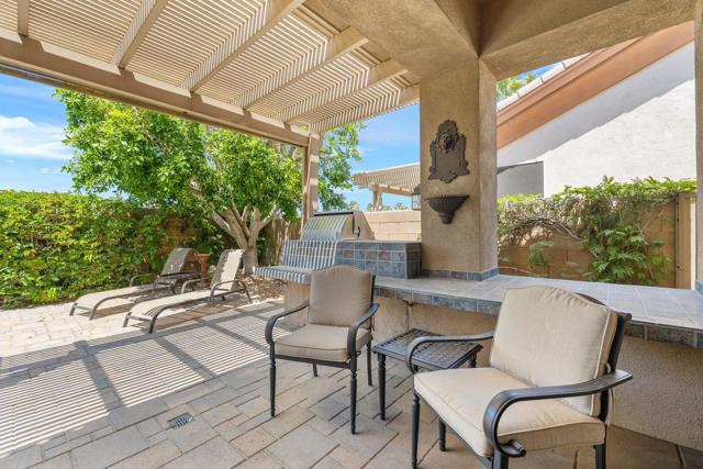 44085 Royal Troon Drive, Indio CA: https://media.crmls.org/mediaz/b5b36940-cad5-4038-a625-cf02d61849b9.jpg