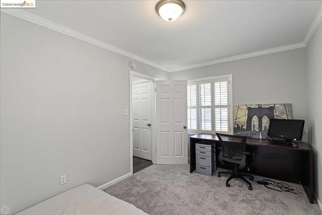 Image 20 of 40 For 79 Panoramic Avenue