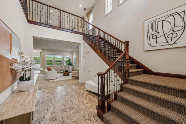 6052 Alpine Blue Drive, San Ramon CA: https://media.crmls.org/mediaz/b5b3ef5f-60f6-47ab-b668-e589c1acfa94.jpg