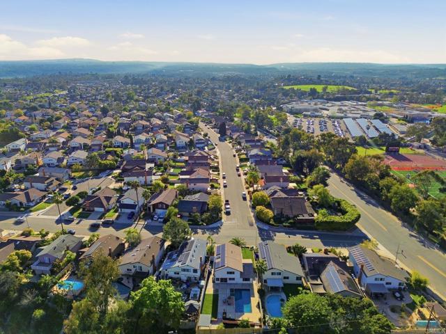 Detail Gallery Image 40 of 42 For 13879 Paseo Cardiel, San Diego,  CA 92129 - 4 Beds | 2/1 Baths