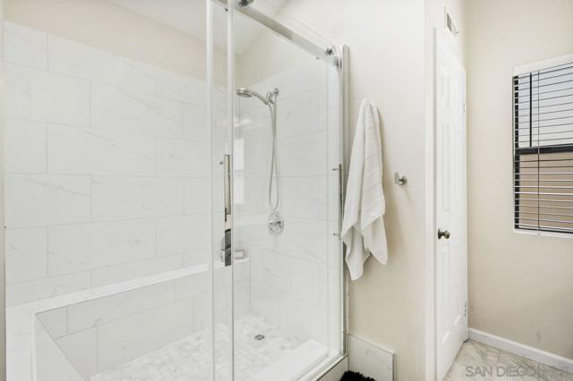 18571 Wessex St, San Diego CA: https://media.crmls.org/mediaz/b5b4049f-ad8f-4e06-9ac4-be1141beec58.jpg