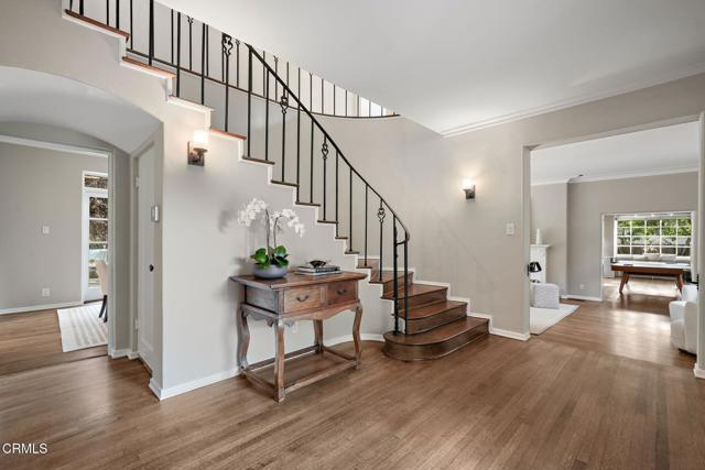 540 Woodland Road, Pasadena CA: https://media.crmls.org/mediaz/b5b4e2df-ae7a-4b70-93ff-7f757f44b15b.jpg