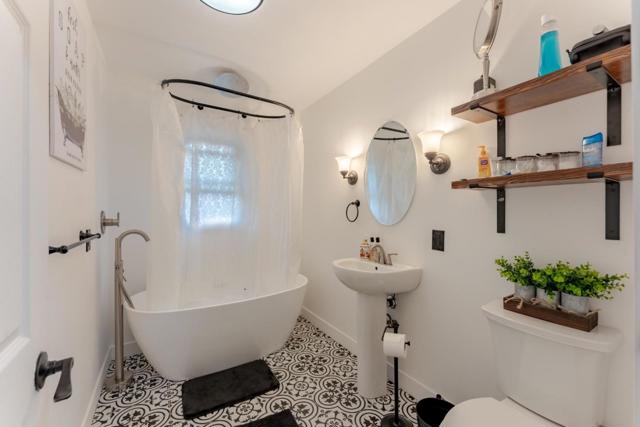 314 Lyndale Avenue, San Jose CA: https://media.crmls.org/mediaz/b5b694d5-2f73-4714-970e-2fdc6a103076.jpg