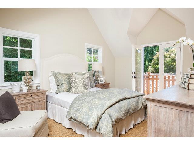 2115 Cowper Street, Palo Alto CA: https://media.crmls.org/mediaz/b5b79654-5c2f-4297-839d-ef1a435596e2.jpg