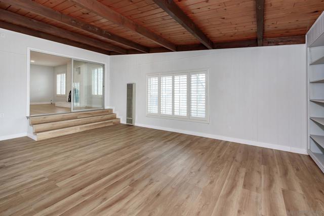 2486 CALLE SERENA, San Diego CA: https://media.crmls.org/mediaz/b5b7cd67-e2dc-420f-a0c1-3059749d87c7.jpg