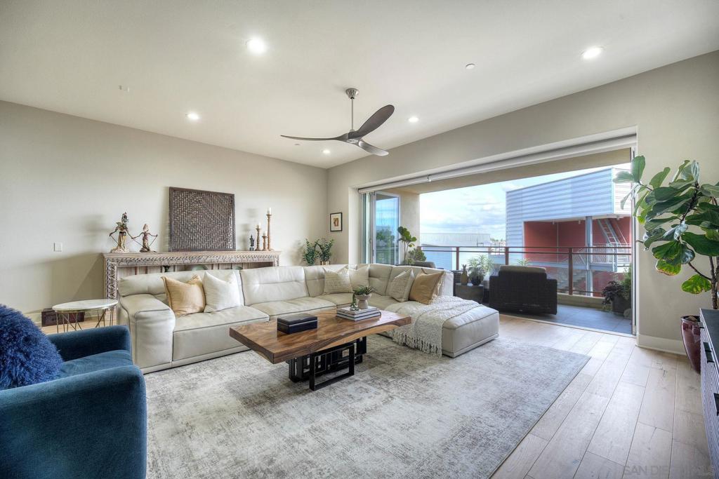 2820 Carleton St - photo 8