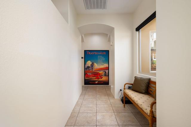 80305 Cedar, La Quinta CA: https://media.crmls.org/mediaz/b5b82f54-08e1-4fb1-8915-fe64ed5e834a.jpg